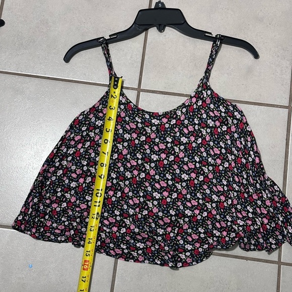 Divided by H&M Women Floral Black Top Spaghetti strap size 6‎ - Picture 7 of 7